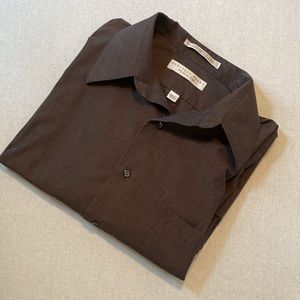 Geoffrey Beene, Men’s 16-1/2, 34/35 Wrinkle Free Dress button down Brown Shirt.
